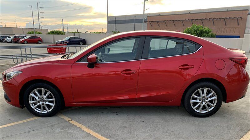 Used 2016 MAZDA MAZDA3 i Touring w/ Popular Equipment Package FWD image 2