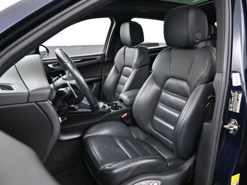 Used 2022 Porsche Macan S AWD/4WD image 5