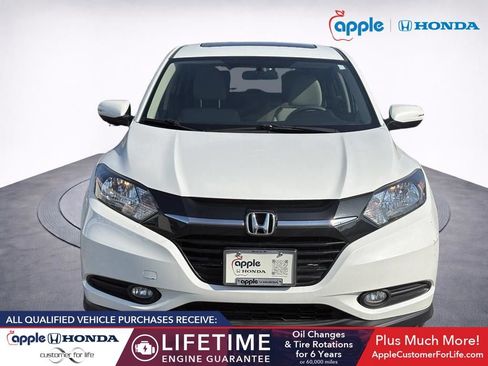Used 2018 Honda HR-V EX image 2