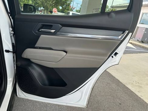 Used 2026 GMC Terrain Elevation AWD/4WD image 30