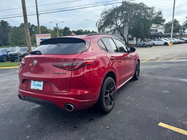 Used 2021 Alfa Romeo Stelvio Sprint w/ Nero Edizione RWD image 6