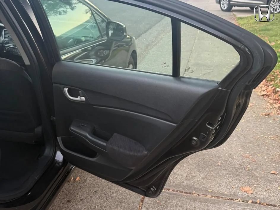 Used 2013 Honda Civic LX image 22