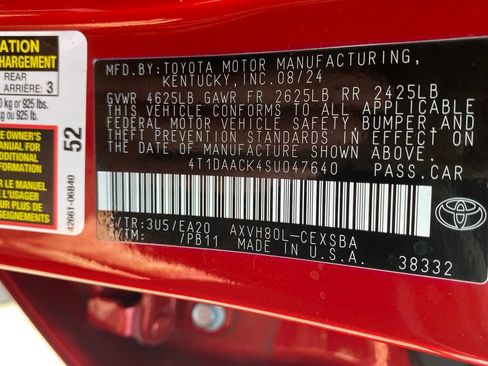 Used 2025 Toyota Camry SE FWD image 21