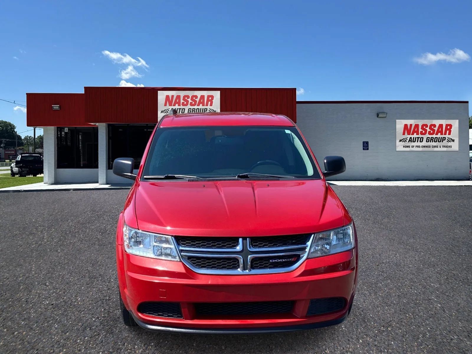 Used 2017 Dodge Journey SE w/ Flexible Seating Group FWD image 2