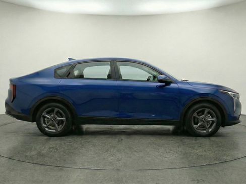Used 2025 Kia K4 FWD image 11