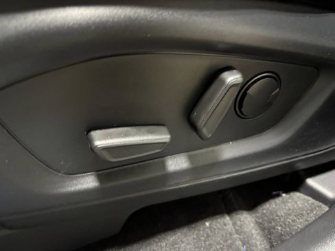 New 2026 Ford Explorer ST-Line image 19