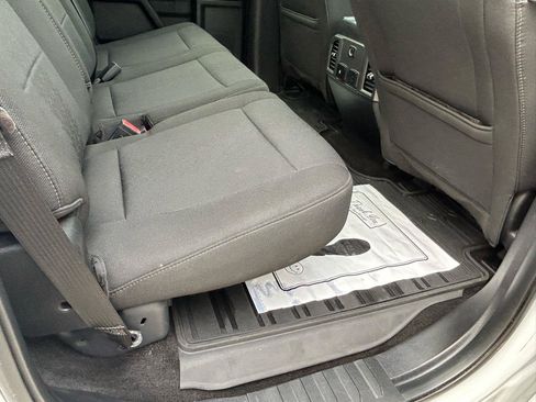 Used 2018 Ford F150 XLT w/ Equipment Group 302A Luxury AWD/4WD image 11