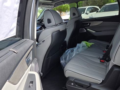 New 2026 Acura MDX w/ Advance Package image 6
