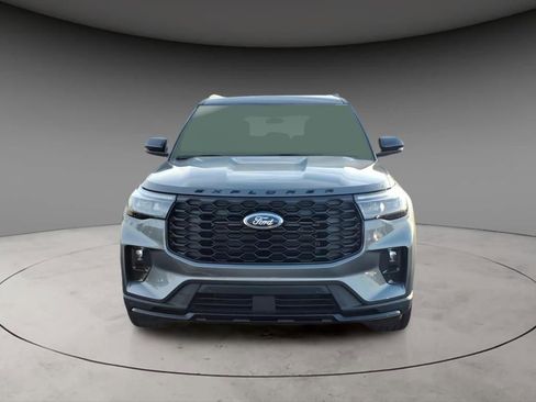 New 2026 Ford Explorer ST-Line w/ ST-Line Street Pack image 15