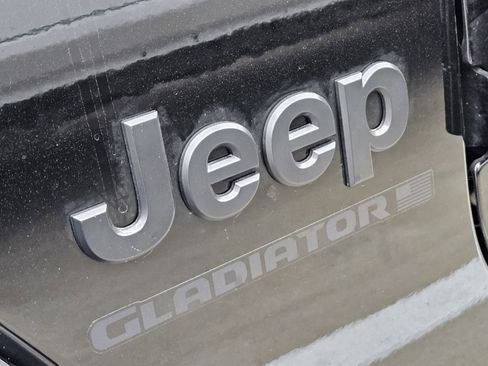 New 2026 Jeep Gladiator Sport image 13