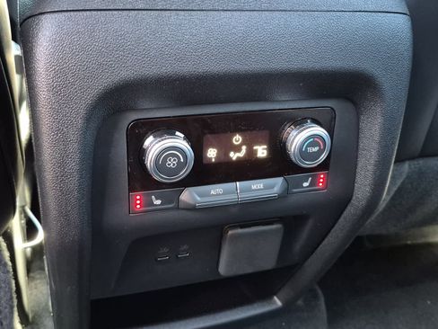 New 2026 GMC Acadia Elevation w/ Black Edition AWD/4WD image 9