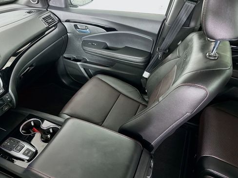 New 2026 Honda Ridgeline Black Edition image 24