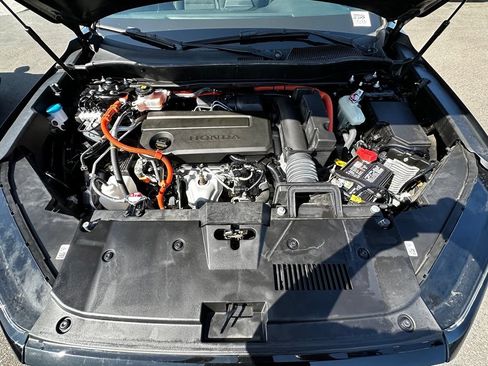 Used 2024 Honda CR-V Sport image 18