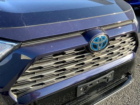 Used 2020 Toyota RAV4 XSE image 29