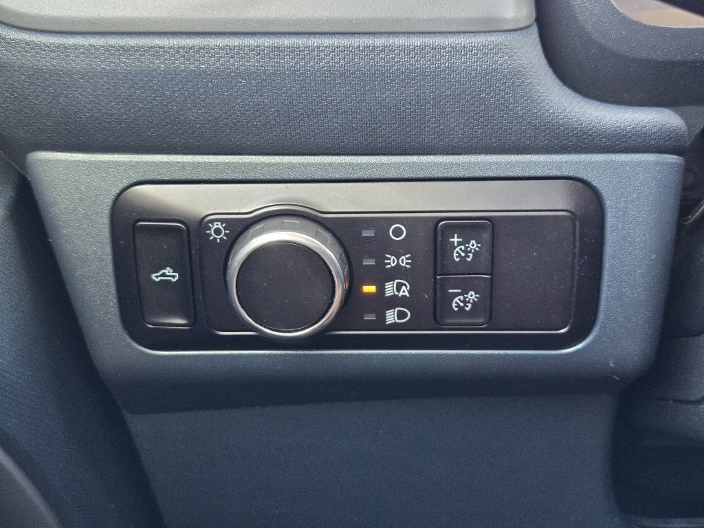 Used 2023 Ford Maverick XL FWD image 23
