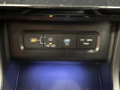 Used 2025 Hyundai Tucson Limited image 25