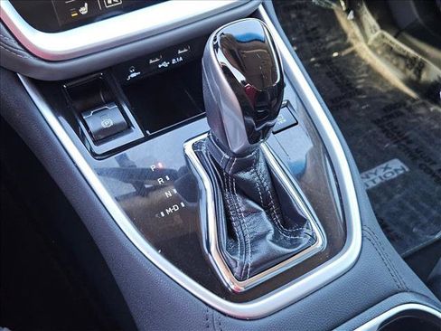 Used 2020 Subaru Outback Onyx Edition XT image 11