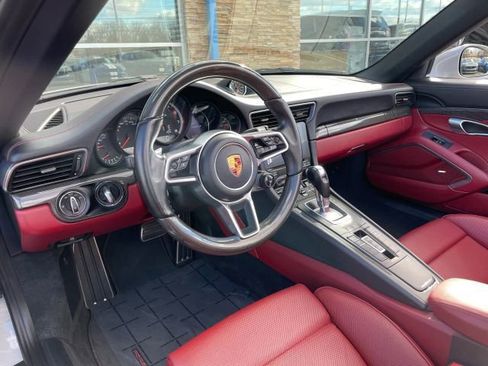 Used 2019 Porsche 911 Turbo S image 2