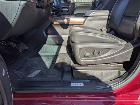 Used 2019 Chevrolet Silverado 2500 High Country w/ Duramax Plus Package image 24