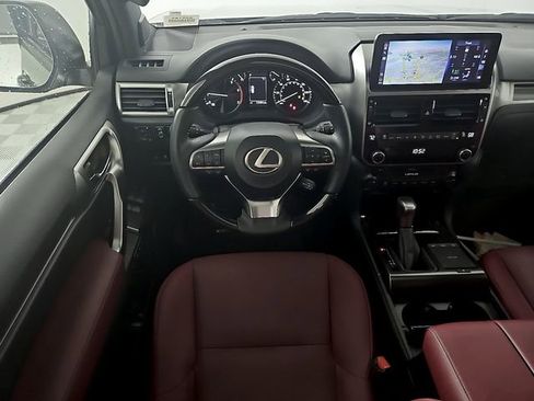 Used 2022 Lexus GX 460 Premium w/ Premium Package image 15