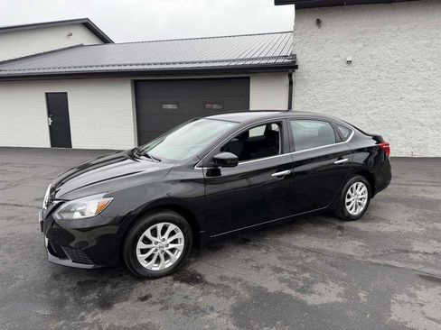 Used 2019 Nissan Sentra S image 2