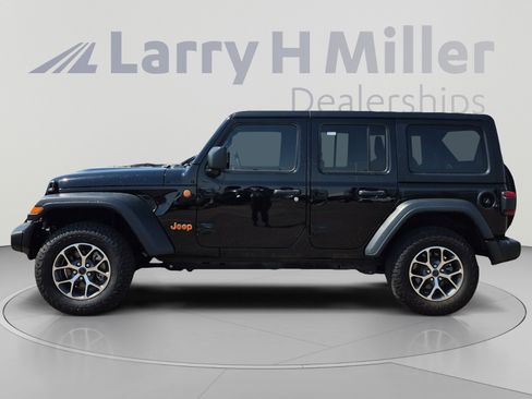 Used 2024 Jeep Wrangler Unlimited Sport AWD/4WD image 2