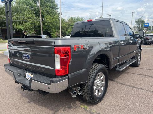 Used 2019 Ford F250 Lariat w/ Lariat Ultimate Package AWD/4WD image 8