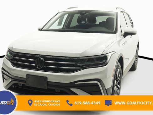 Used 2024 Volkswagen Tiguan S image 1