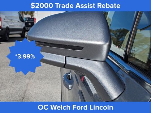 Used 2023 Lincoln Nautilus Reserve w/ Equipment Group 201A image 12