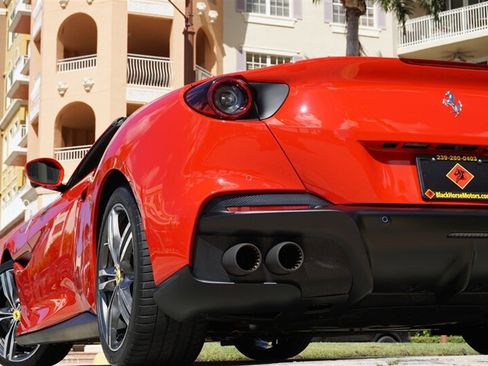 Used 2022 Ferrari Portofino M RWD image 41