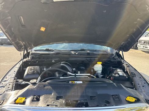 Used 2017 RAM 1500 Limited image 30