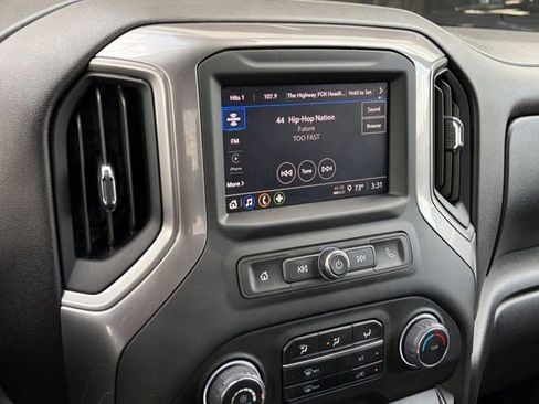 Certified 2025 Chevrolet Silverado 1500 W/T w/ WT Value Package image 6