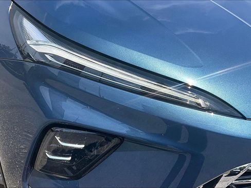 Used 2025 Buick Enclave Preferred FWD image 29