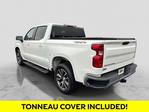 Used 2022 Chevrolet Silverado 1500 LT image 2