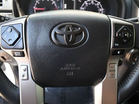 Used 2022 Toyota 4Runner Trail Special Edition AWD/4WD image 30
