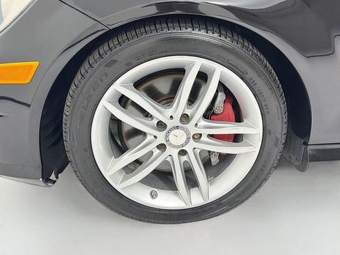 Used 2013 Mercedes-Benz C 300 4MATIC Sedan image 31