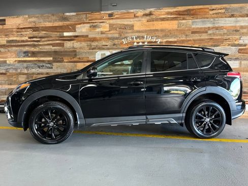 Used 2018 Toyota RAV4 Adventure AWD/4WD image 17