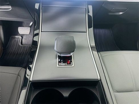 Used 2026 Land Rover Range Rover Evoque S image 19