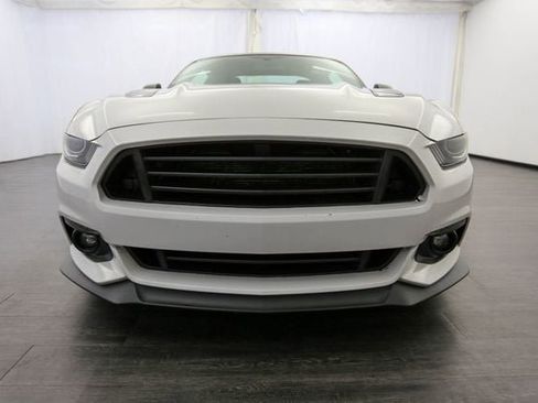 Used 2017 Ford Mustang GT Premium w/ GT Performance Package RWD image 32