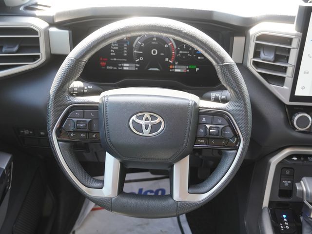 Used 2024 Toyota Tundra Limited AWD/4WD image 16