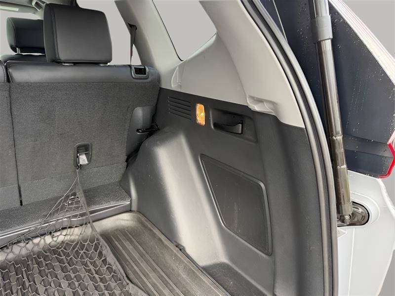 Used 2019 Honda CR-V Touring image 17