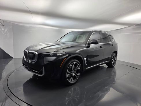 Used 2024 BMW X5 sDrive40i w/ Parking Assistance Package RWD image 8