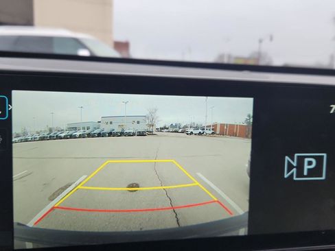 Used 2025 Hyundai Kona SEL image 15