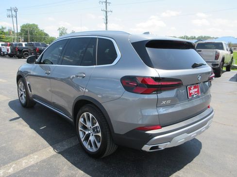 Used 2026 BMW X5 xDrive40i w/ Premium Package AWD/4WD image 9