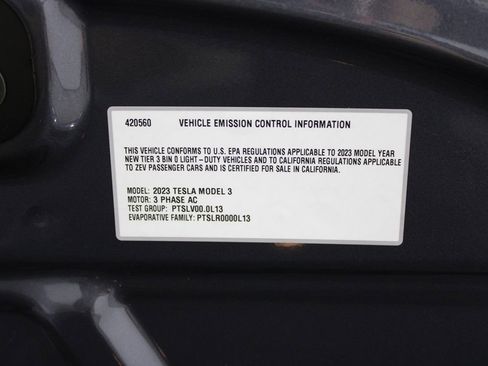 Used 2023 Tesla Model 3 Standard Range image 32