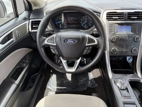 Used 2020 Ford Fusion S FWD image 13