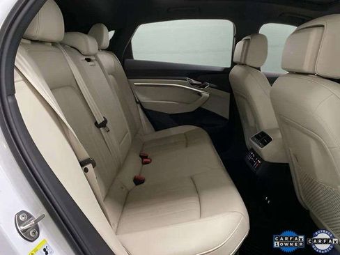 Used 2024 Audi Q8 e-tron Premium image 69