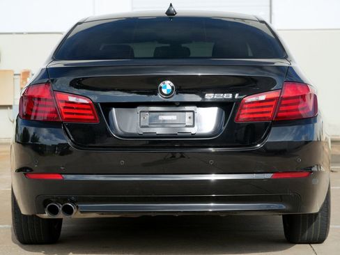 Used 2012 BMW 528i Sedan RWD image 18