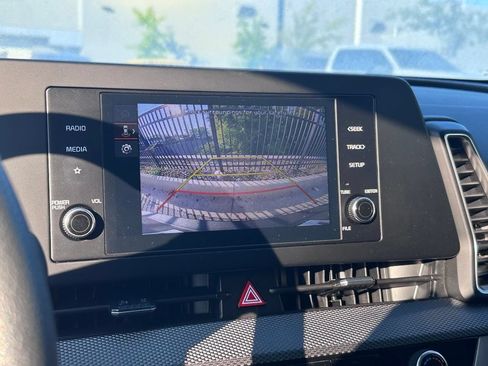 Certified 2025 Kia Sportage LX FWD image 8
