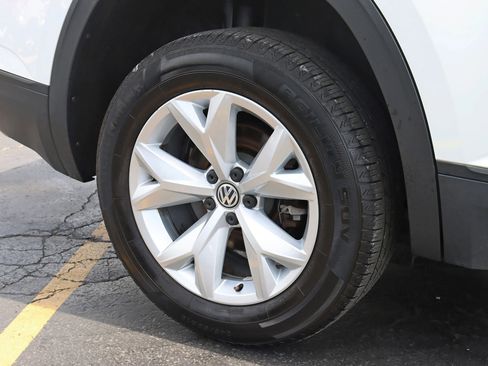 Used 2018 Volkswagen Atlas SE image 6